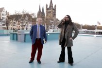 Deutscher Kunsthistoriker Werner Spies trifft den deutschen Künstler Jonathan Meese und sprechen über "Mein Glück und die Diktatur der Kunst" bei der lit.COLOGNE 2014 auf der MS RheinEnergie/Literaturschiff Köln (© Thomas Brill)